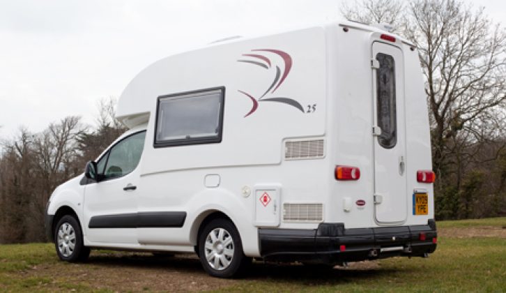 Romahome R25 exterior (rear three-quarters)