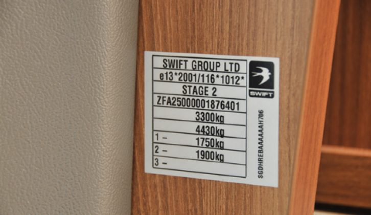 2011 Swift Escape 622 – weight plate