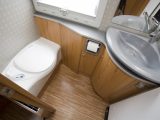 2008 Burstner Argos 747-2 G - washroom