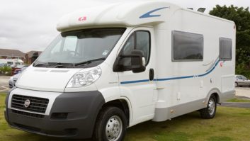 2008 Adria Coral Sport S573 DS - front three-quarters view