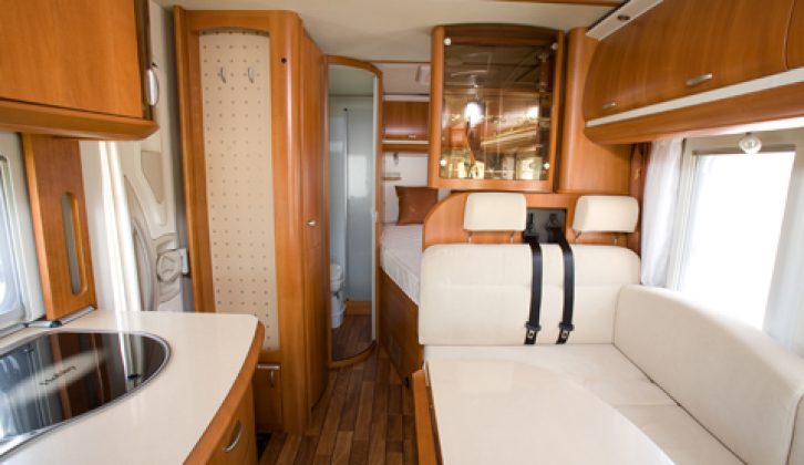 2008 Hobby Toskana 600 FL – interior looking aft from cab