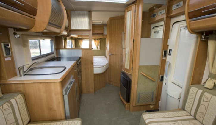 2008 Auto-Trail Cheyenne 632 Hi-Line - looking aft from cab