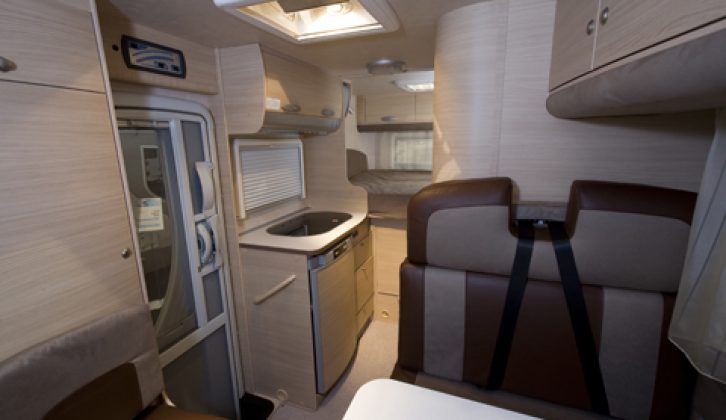 2008 Adria Coral Compact S590 SP - looking aft from lounge