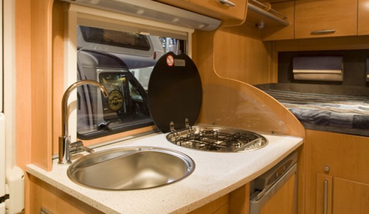 2008 Hymer Van - kitchen