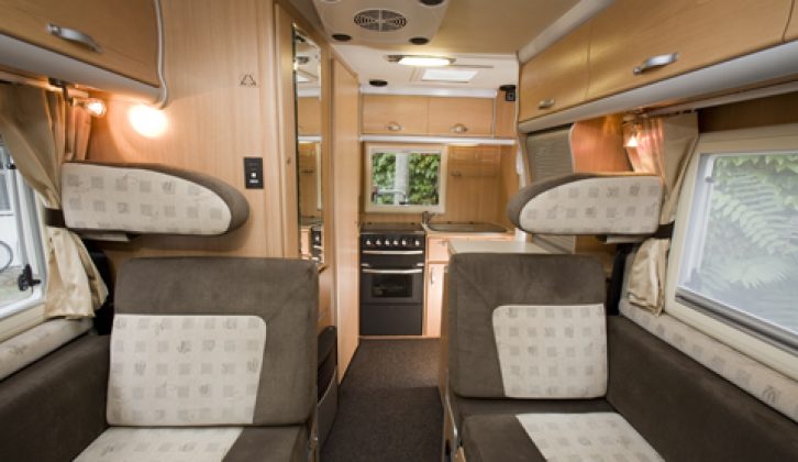 2007 Auto-Sleeper Nuevo ES - view looking aft from lounge