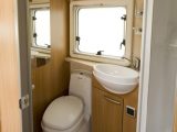 2007 Swift Kon-Tiki 669 - washroom