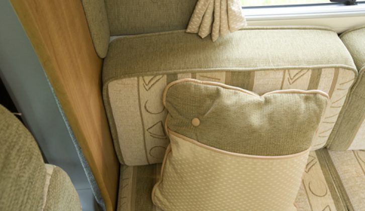 2007 Auto-Trail Cheyenne 840 D SE - upholstery detail