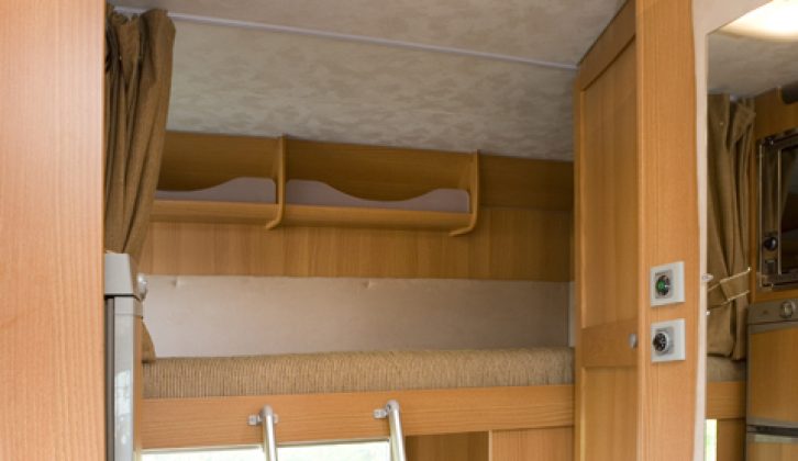 2007 McLouis Tandy 640 - rear single upper bunk