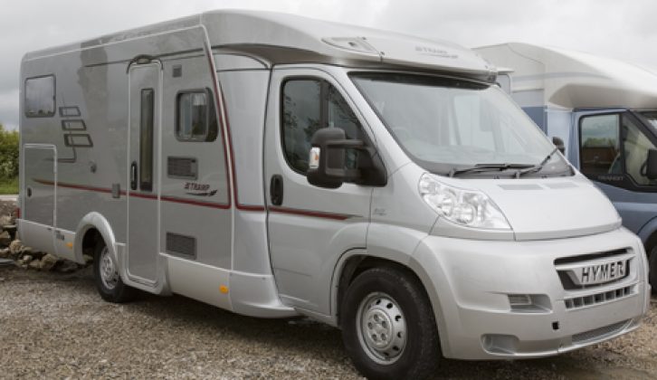 2007 Hymer T 674SL - front three-quarters view