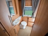 2011 Auto-Trail Frontier Dakota - washroom