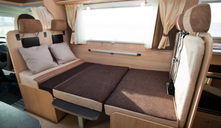 2011 Eurostyle A69 - lounge bed
