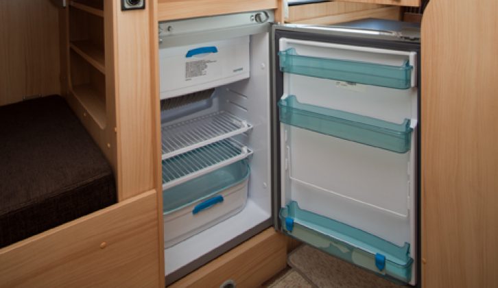 2011 Eurostyle A69 - fridge
