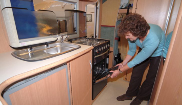 2007 Auto-Sleeper Wilton - kitchen