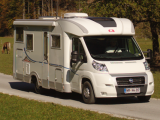 2007 Adria Coral S 690 SP - front three-quarters view