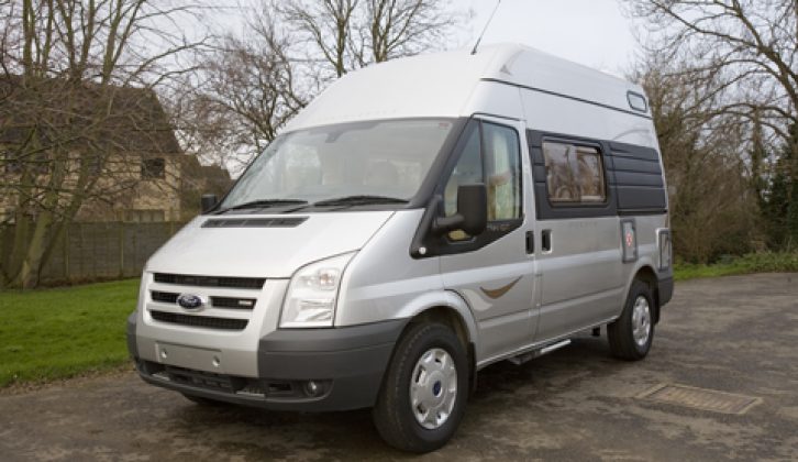 2007 Auto-Sleeper Duetto – front three-quarters view