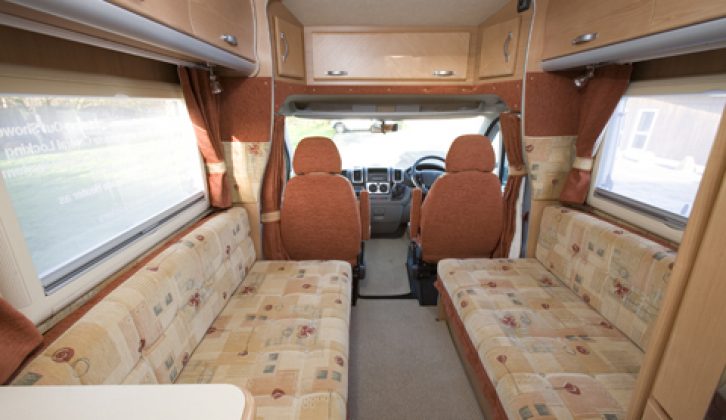 2007 Auto-Sleeper Nuevo - lounge (without table in place)