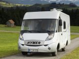 2007 Hymer B504 CL - front three-quarters view
