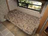 2006 Coachmen Concord 275 DS - slide-out section converted to bunk
