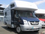 2006 Hymer C-512-CL - front three-quarters view