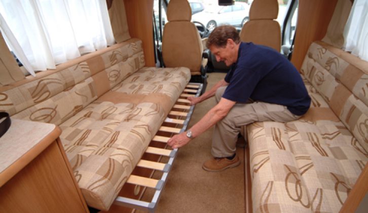 2006 Swift Bolero 630 EK - making up the bed (pulling out slats)