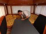 2006 Benimar Anthus 5000U - making up lounge bed (2)