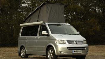 2006 Volkswagen California - front three-quarters view (roof up)