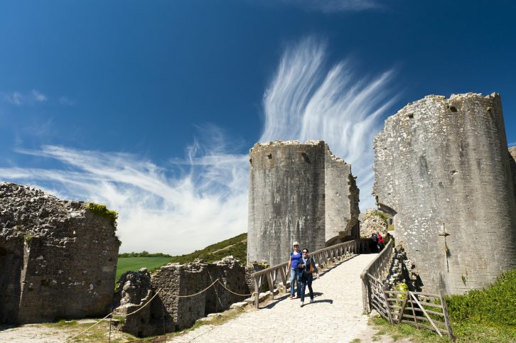 Let Practical Motorhome's travel guide help you make the most of your next motorhome tour in Dorset – Corfe Castle is stunning and there is a campsite nearby