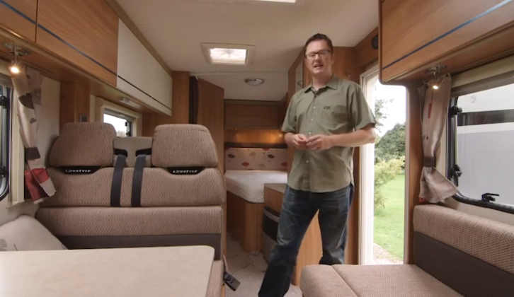 Watch our Niall's review of the Swift Lifestyle 664 Marquis dealer special, based on the best-selling Swift Escape