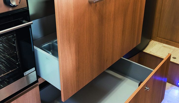 The kitchen’s usefully wide drawers mean items can be pulled forward for easy access in the Roller Team Zefiro 690G