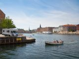 Travel to Scandinavia in your motorhome – here, the Christianshavns Kanal meets the harbour in the beautiful city of Copenhagen