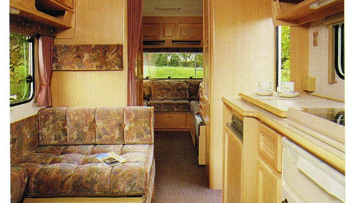 The Compass Drifter 466 was the flagship model, 6.83m (22'5") long, with room for a dinette behind the driver as well as a rear lounge