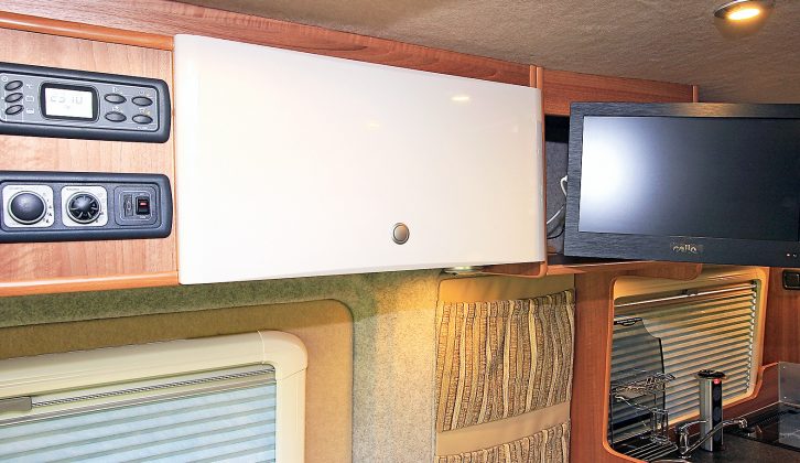 An optional TV/DVD is located above the bench 
seat towards the rear but it could be more centrally located, perhaps being mounted on an adjustable pull-out arm bracket