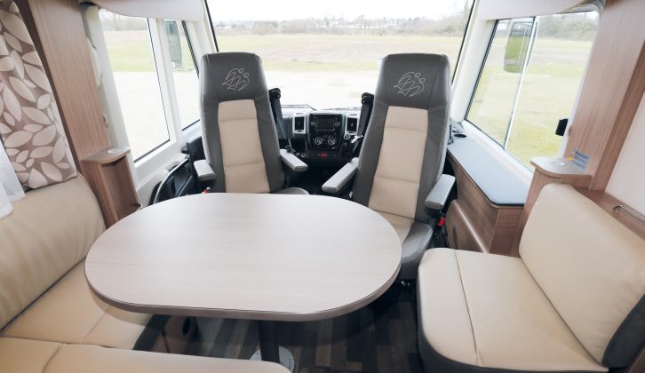 The interior of the Sky i 700 LEG looks classy; all materials used seem of great quality and feel hard-wearing. Swivel the cab chairs and six occupants can sit comfortably in the spacious lounge