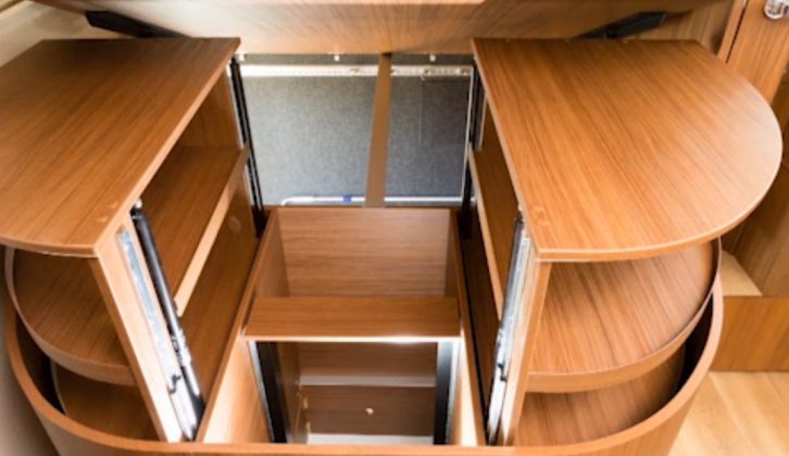 Underbed storage goes to a new level of excellence in the Niesmann+Bischoff Arto 66 F