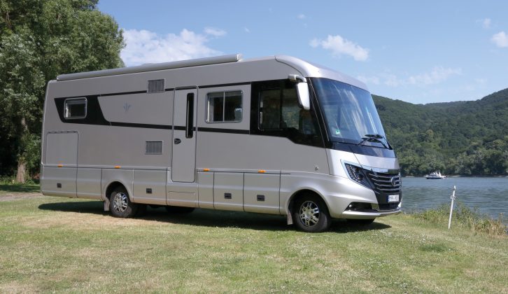 The twin-single-bed Flair 880 BE carries on from 2015 – read more in our Editor's report