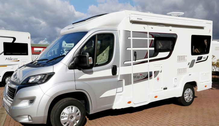 With an MTPLM of 3300kg, the 2016 Marquis Majestic 135 can be driven by anyone