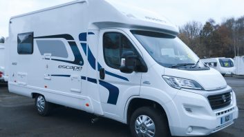 Standing 6.3m long, the low profile Swift Escape 622 is a two-berth with two travel seats