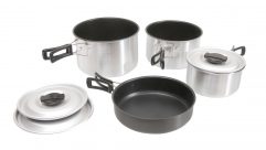 The Kampa Munch family cookset costs £28.99 for three non-stick saucepans and a non-stick frying pan