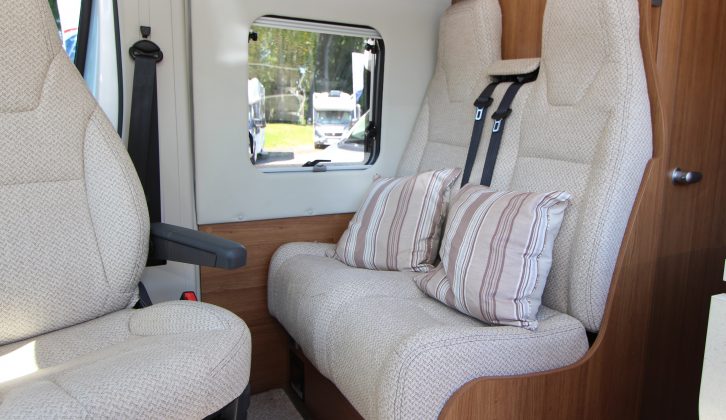 This seating arrangement marks out the new V-Line SE 636 – read more in our 2017 Auto-Trail season preview