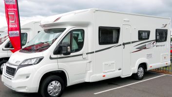 The Elddis Autoquest 196 has the brand's 2017-season low-level chassis and an eye-catching, family-friendly layout