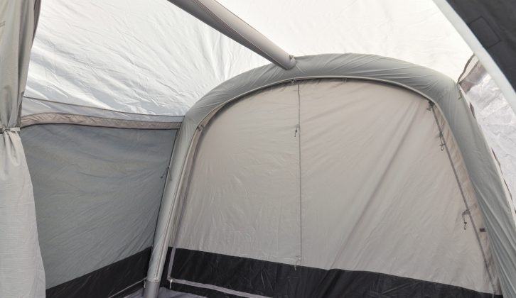 The built-in groundsheet is made of thick polyester, which suits the more nomadic, motorcaravanning lifestyle