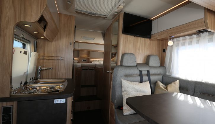 The 588 model in the Exsis range has a side dinette and a sub-7m length