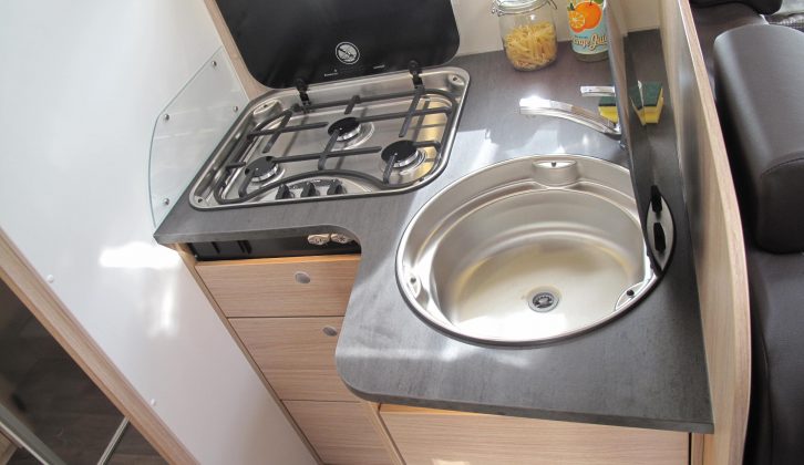 You also get an L-shaped kitchen with a three-burner hob in the Sunlight I 69 L – all UK ’vans will have an oven