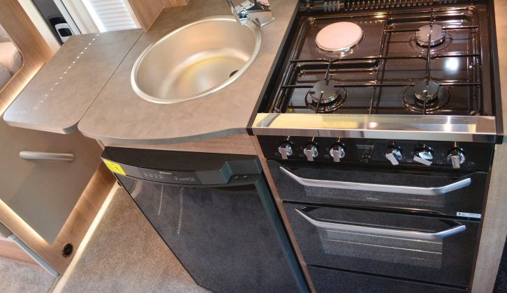 Keen chefs are sure to appreciate the dual-fuel hob in the kitchen, as well as the oven, grill and 95-litre fridge