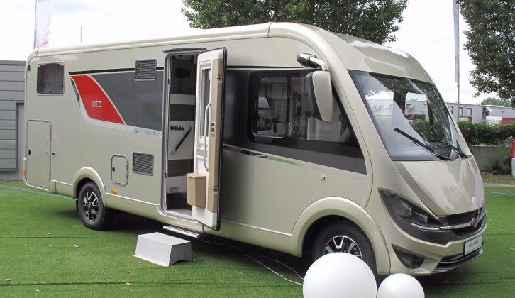 This is the Bürstner Ixeo I 728 G which has twin fixed single beds, with a garage beneath that can take a bicycle
