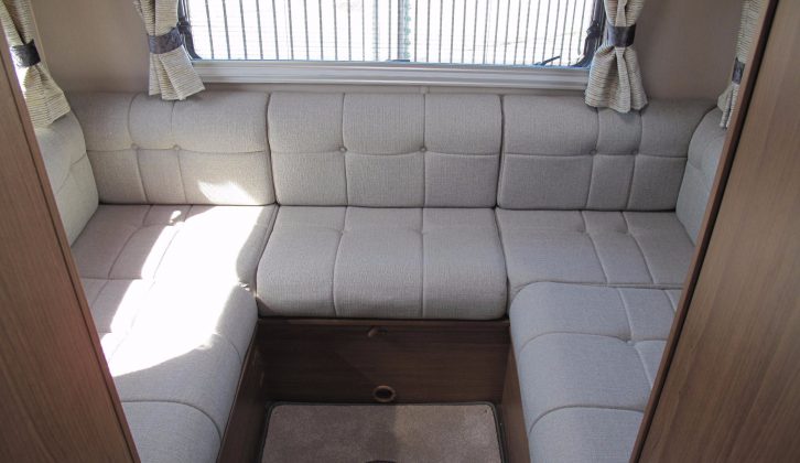 And you also get this U-shaped rear lounge in the coachbuilt T-736