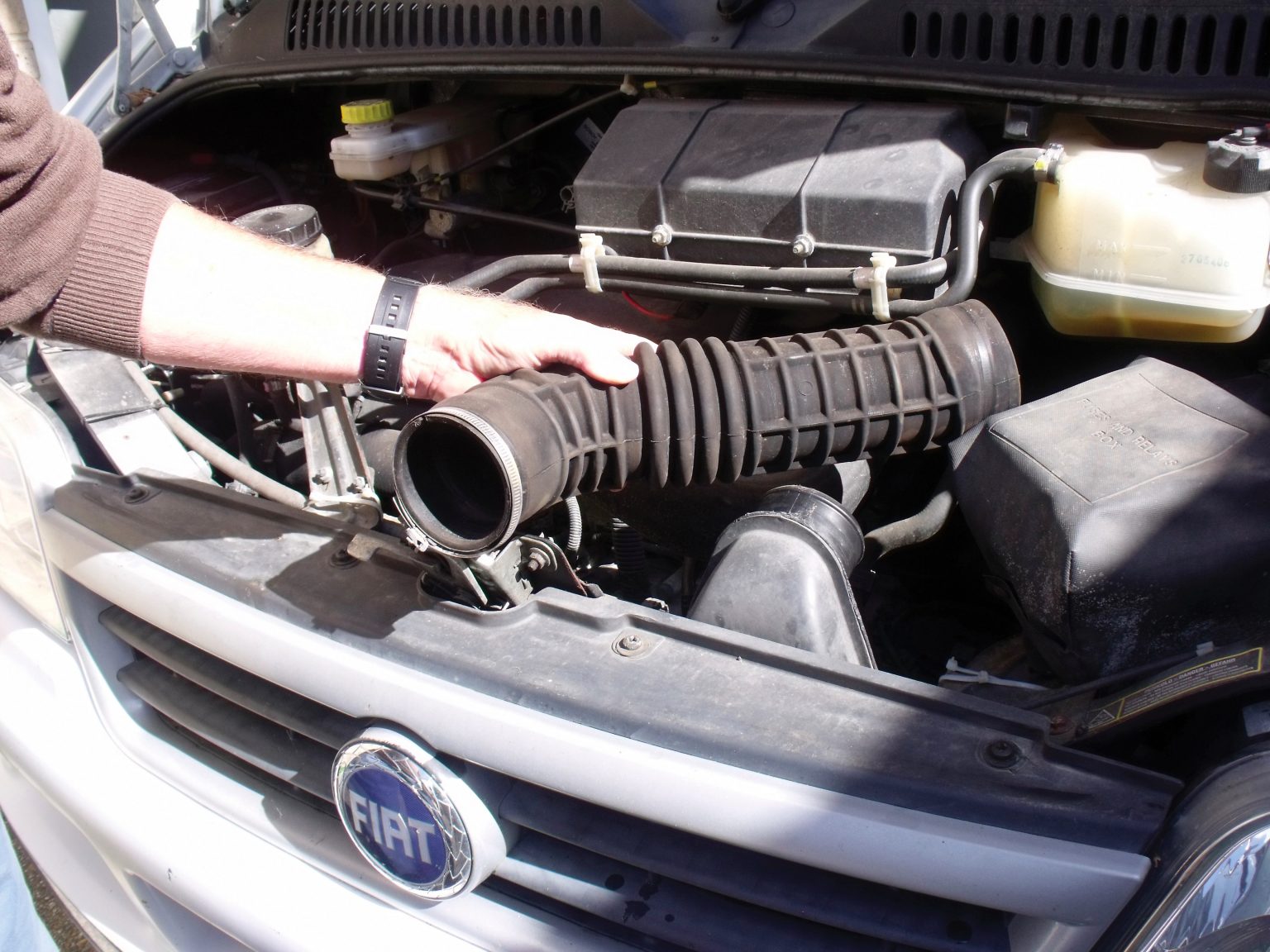 How to change air and fuel filters on a Fiat Ducato Practical Motorhome