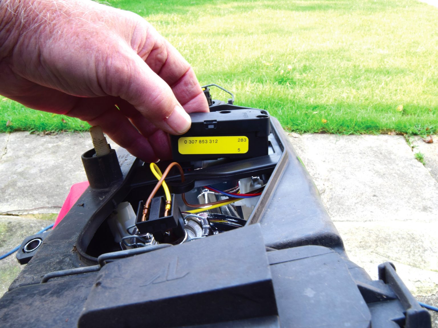 How to fit new headlamps to a Fiat Ducato Practical Motorhome