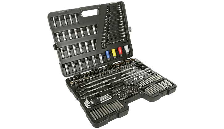 Halfords Advanced 200-piece tool set