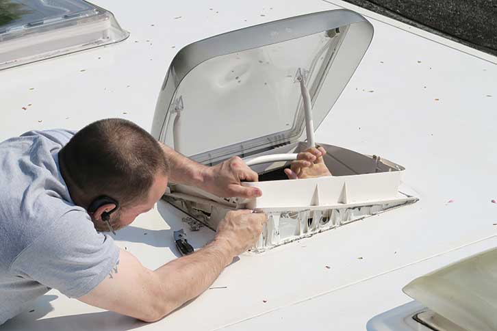 Removing the skylight